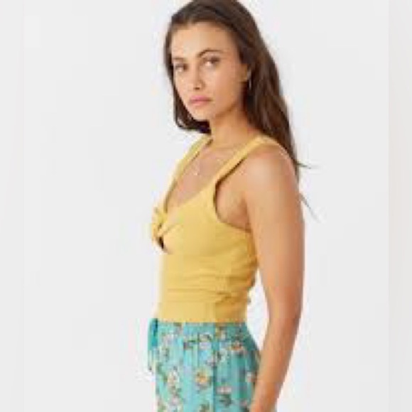 O’NEIL JAYDE TWIST KNIT
TANK TOP - Picture 3 of 6